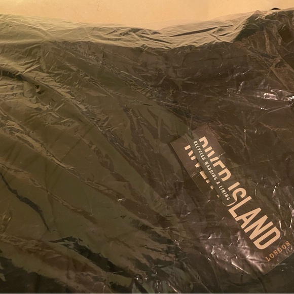 Black belted padded coat - Picture 7 of 7